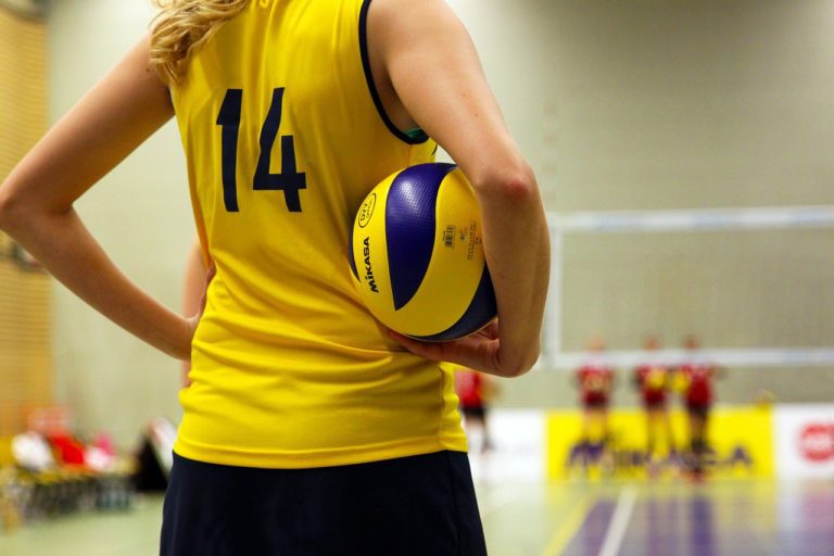 What are volleyball clinics: Improving your skills and game